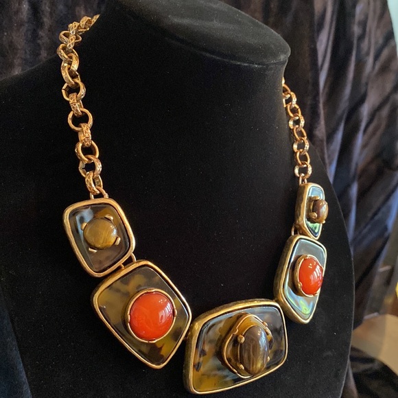 CHICO’S tortoise & gold necklace - Picture 5 of 11